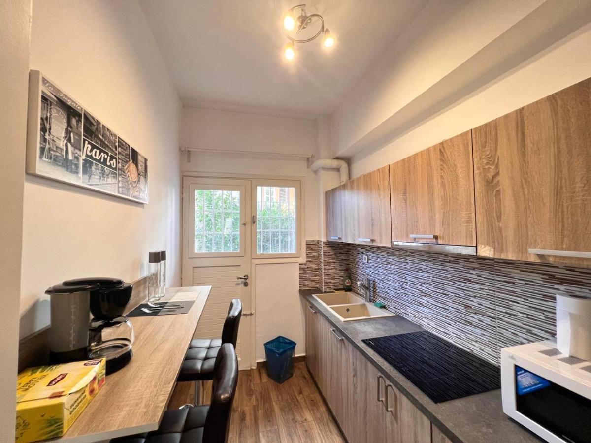 Thesian Apartment In Centre Of Афины Экстерьер фото